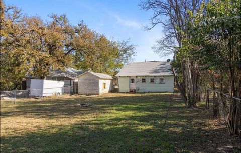 A home in Brownwood