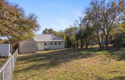 A home in Brownwood