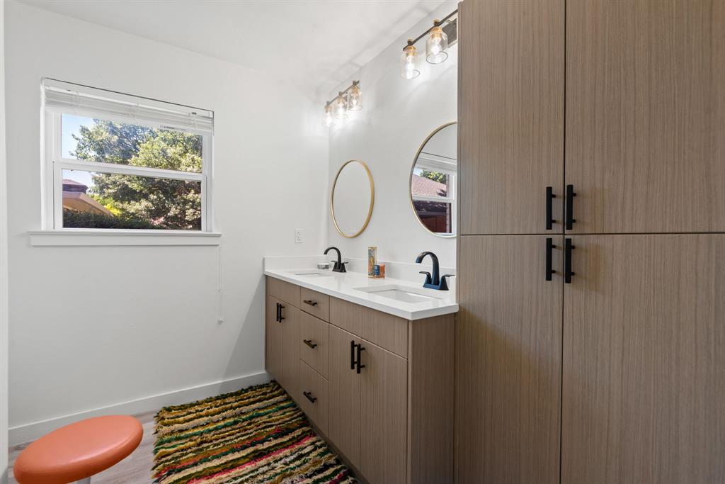 Classic Estates - Residential