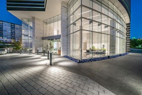 Tiny photo for 3130 N Harwood Street #3202, Dallas, TX 75201 (MLS # 21038079)