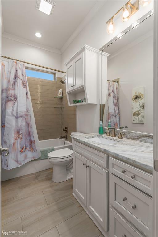 St Charles Court Village Un 8 - Residential