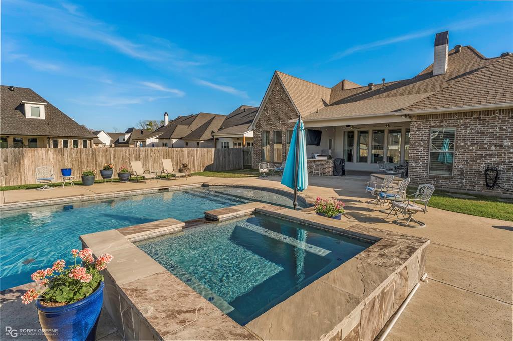 St Charles Court Village Un 8 - Residential