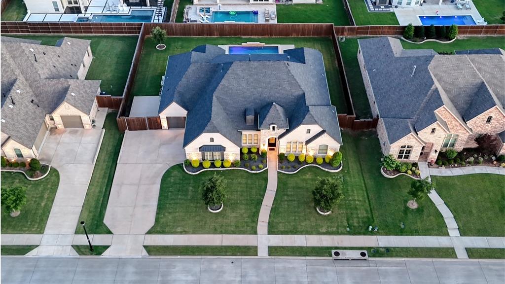 2200 Weathertop Lane
