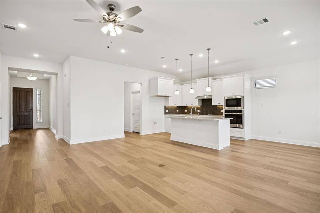 Summer Crest - Residential