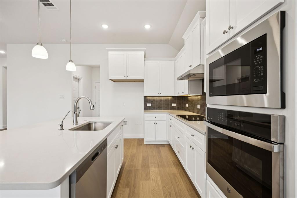 Summer Crest - Residential