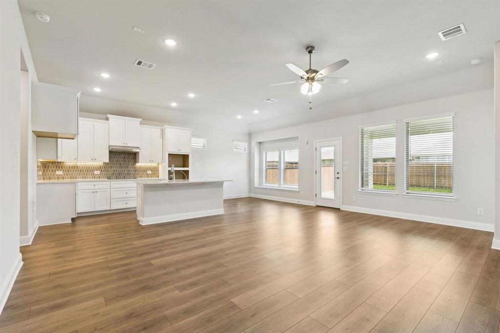 Summer Crest - Residential