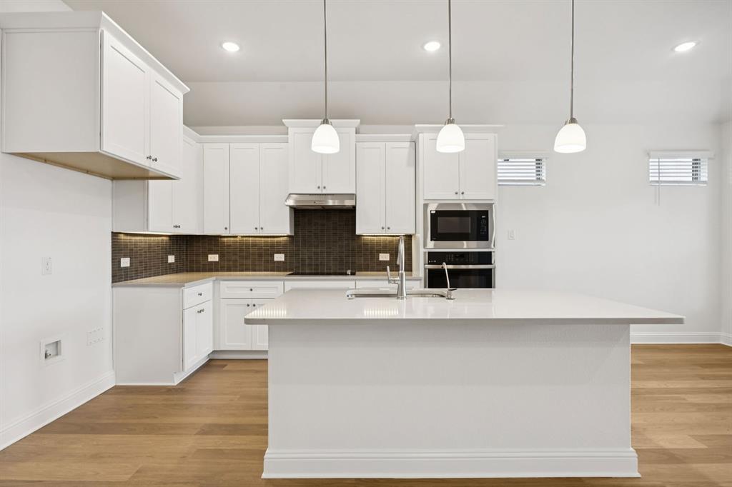 Summer Crest - Residential