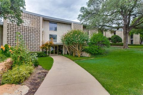 2301 Ridgmar Plaza 17 Fort Worth TX 76116