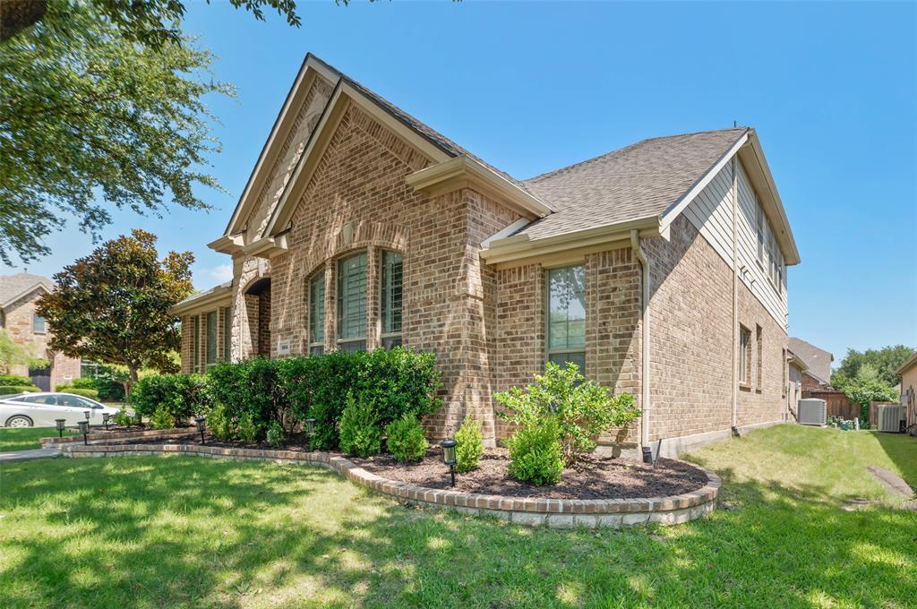 964 Cougar Drive