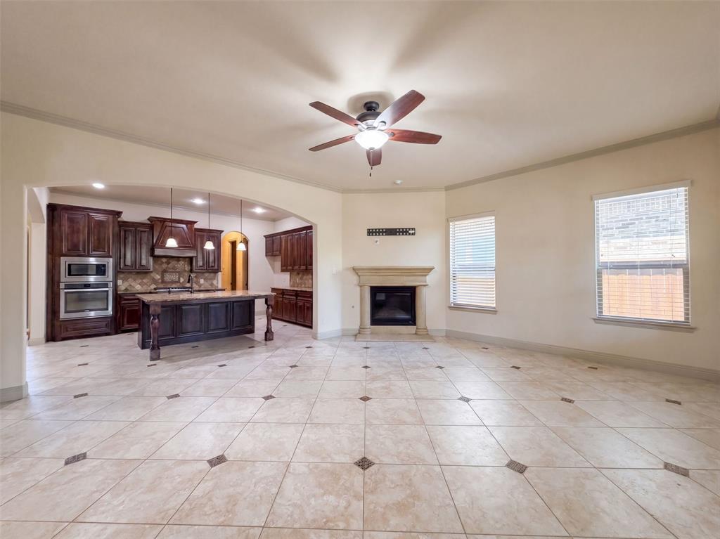 4905 Palm Springs Drive