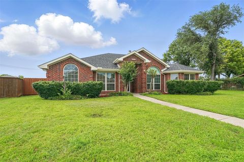 1801 Bent Brook Drive Mesquite TX 75181