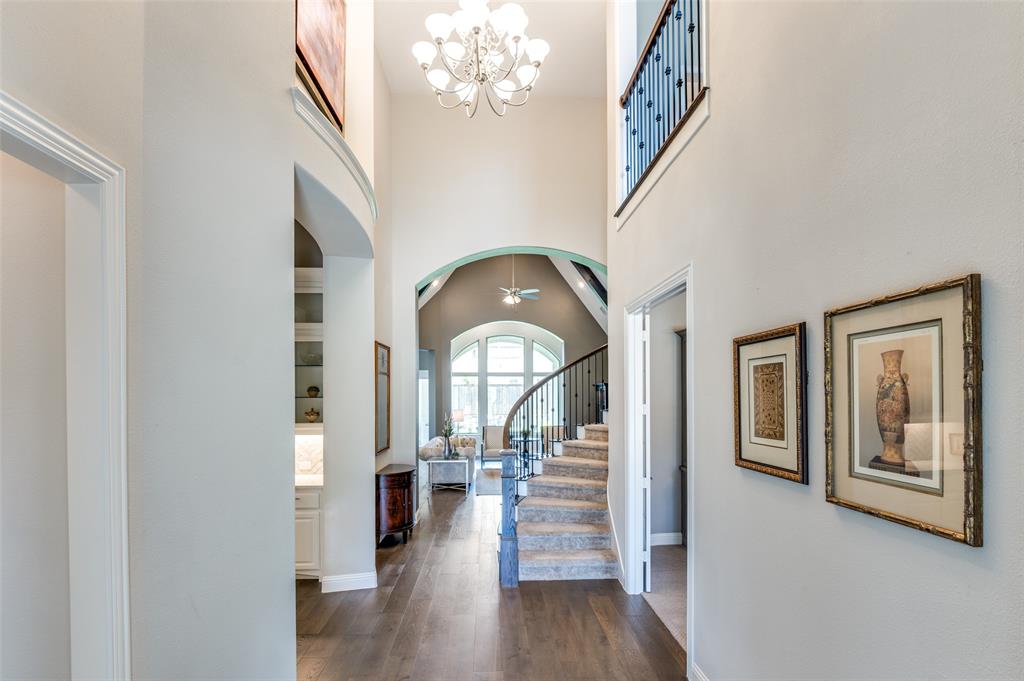 2813 Maverick Way