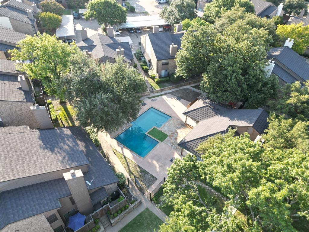 Richardson Crossing Condo - Residential