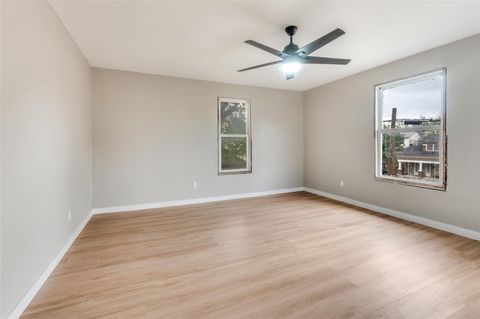 Tiny photo for 814 W Richmond Avenue, Fort Worth, TX 76110 (MLS # 21101530)