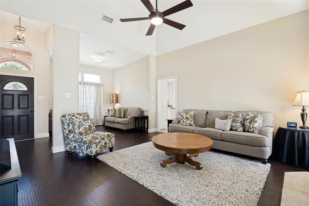 603 Sandalwood Court