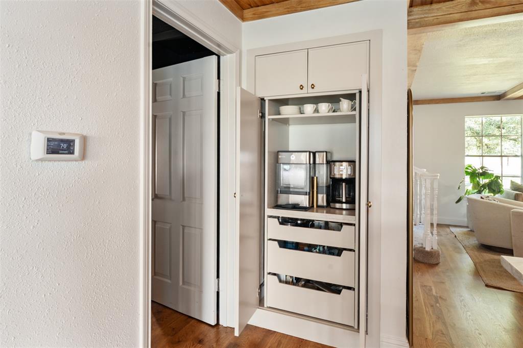 JNO SWESEY, TRACT 75; 1.0 ACRES, & HOUSE - Residential