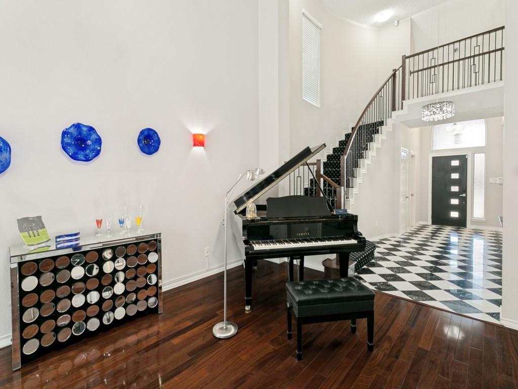 3001 Redstone Drive