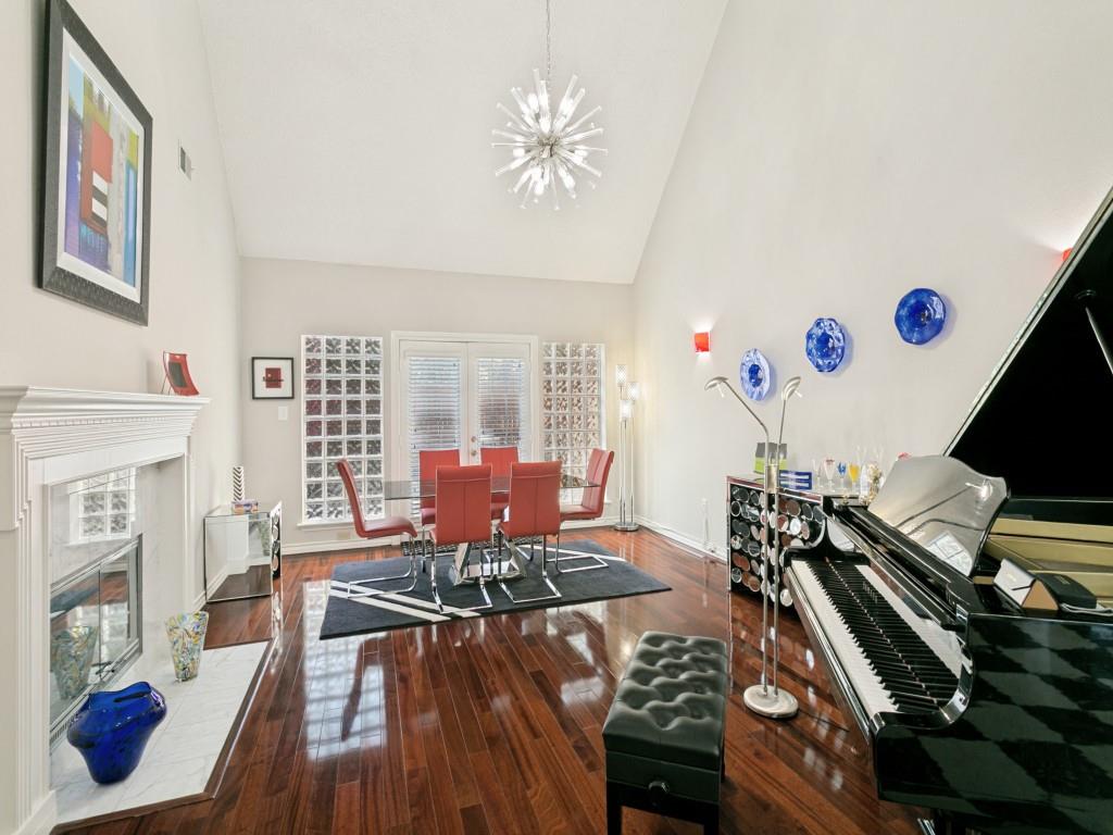 3001 Redstone Drive