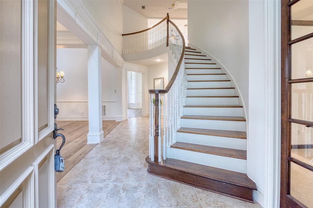 406 Del Rio Court