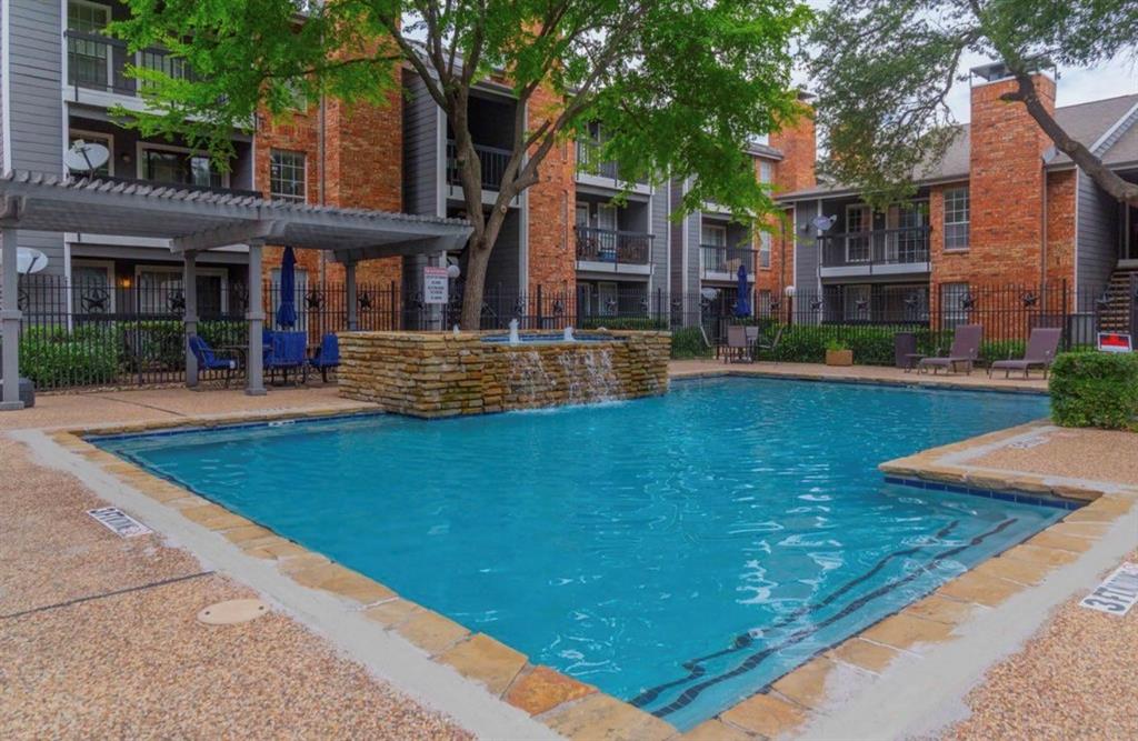 Cimarron Court Condo Ph 1 - Residential