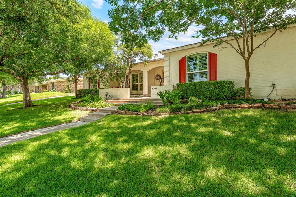 6309 Wallingford Drive
