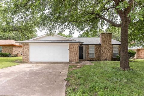 1008 Almond Drive Mansfield TX 76063