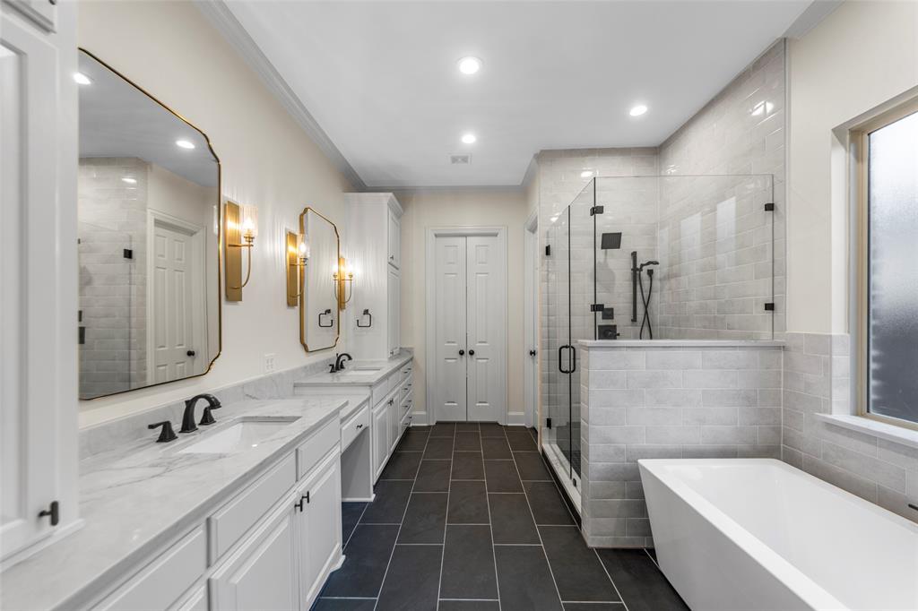 Cascades - Ph 1 The - Residential Lease