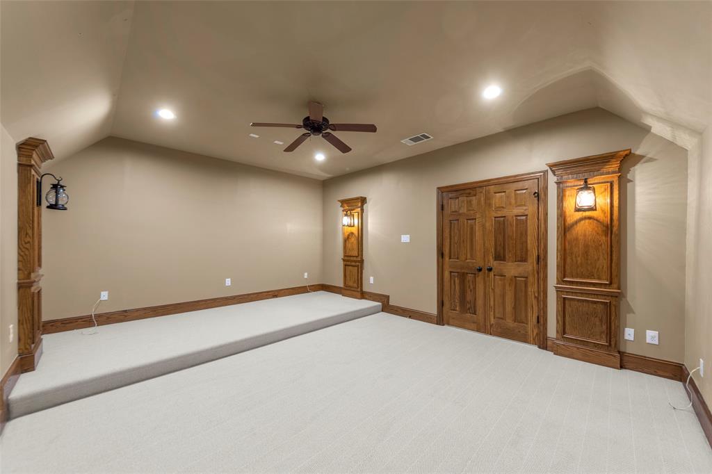 Cascades - Ph 1 The - Residential Lease