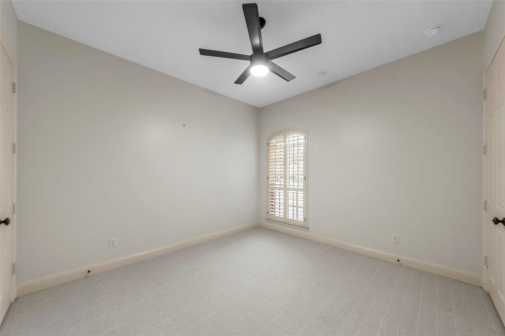 Cascades - Ph 1 The - Residential Lease