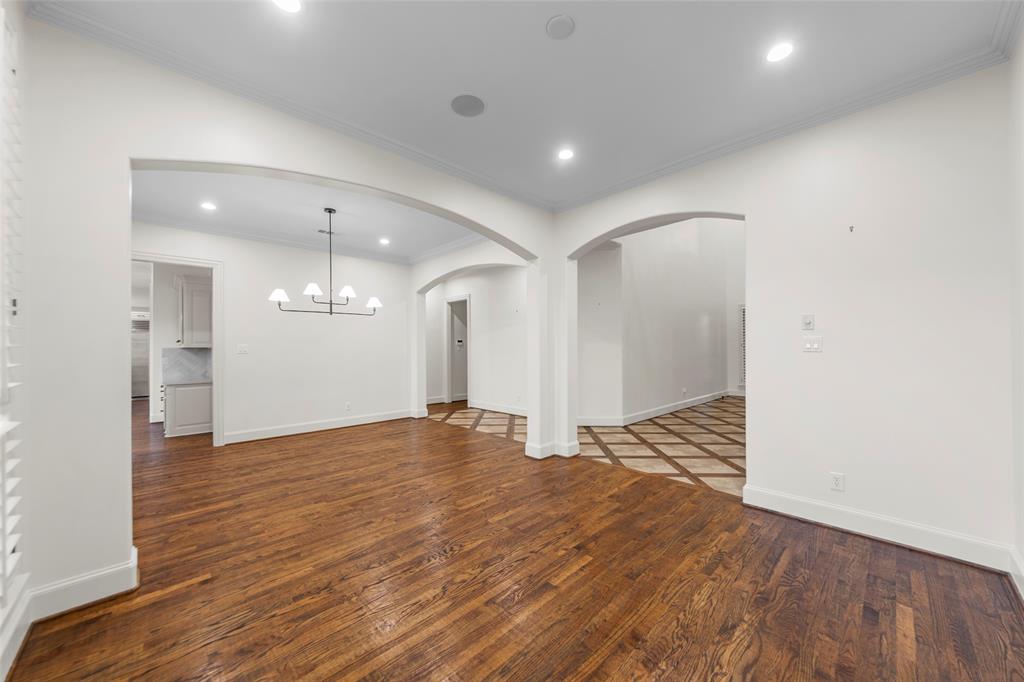 Cascades - Ph 1 The - Residential Lease