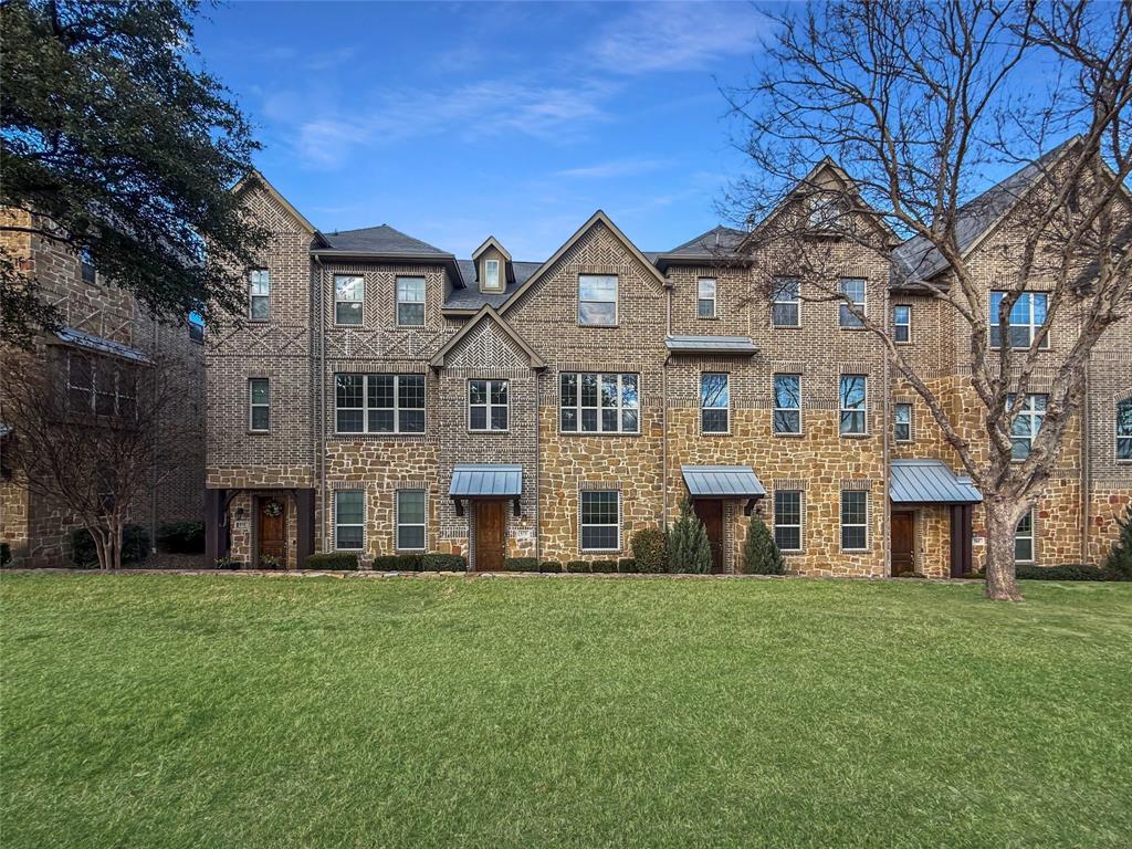 La Palazzi - Residential