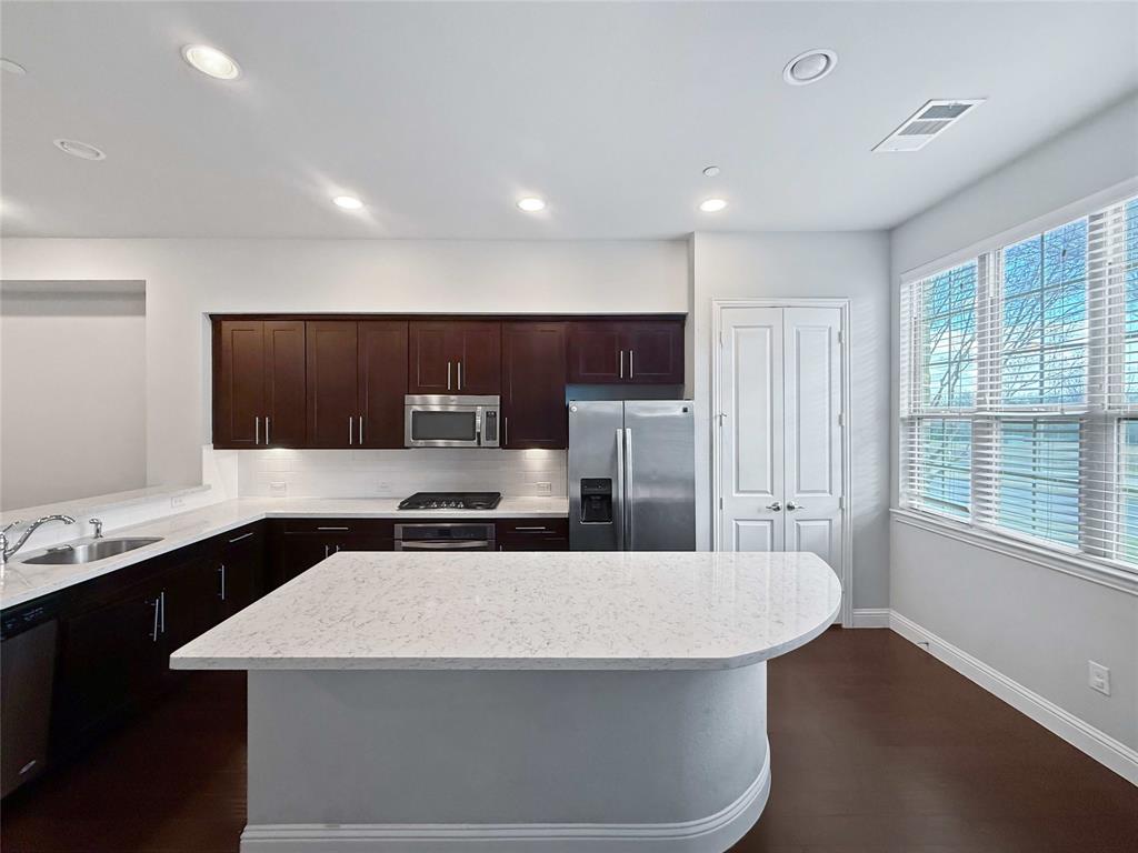 La Palazzi - Residential