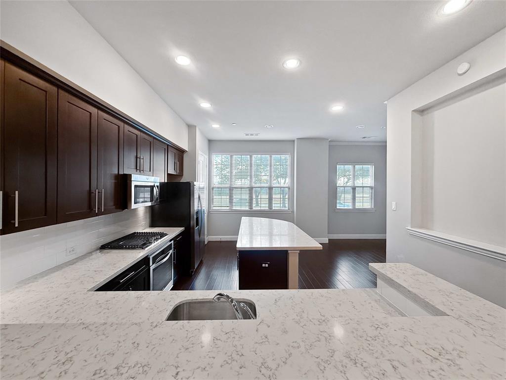 La Palazzi - Residential