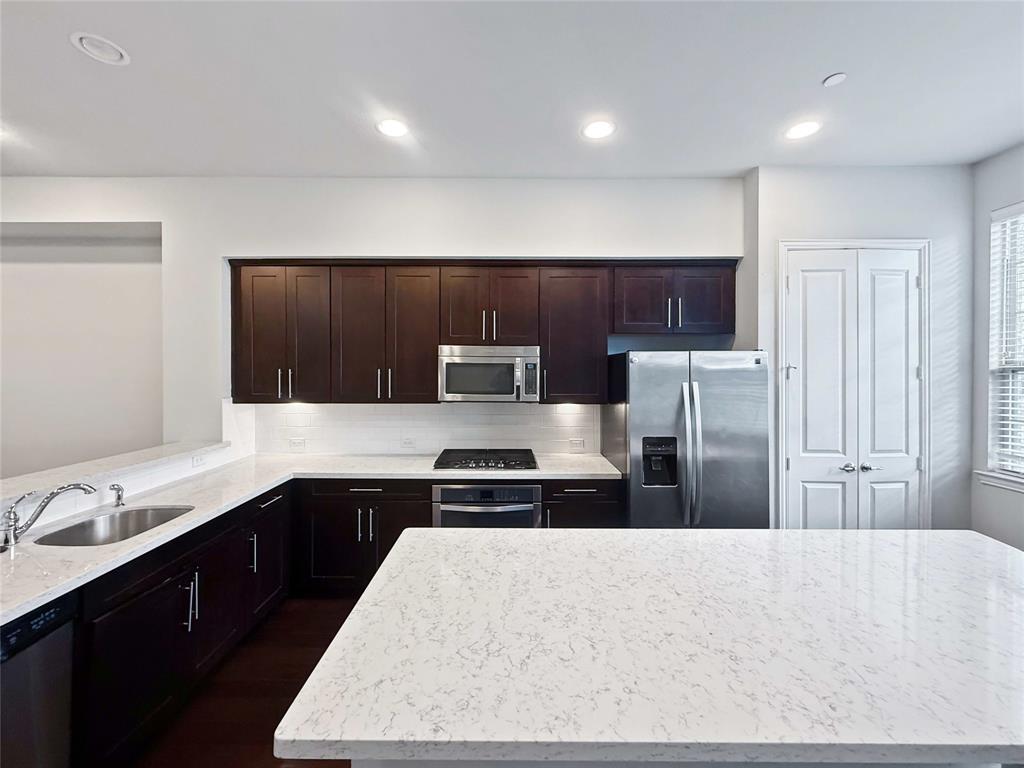 La Palazzi - Residential