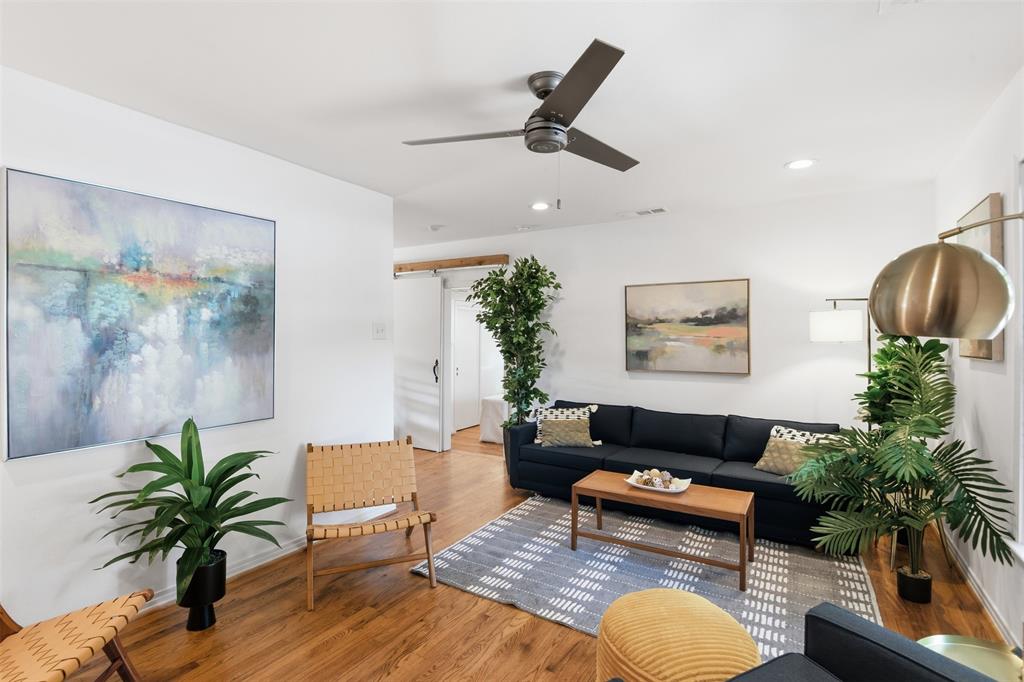 10421 Wood Dale Drive