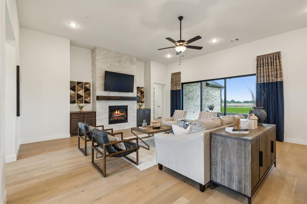 323 Pintail Way