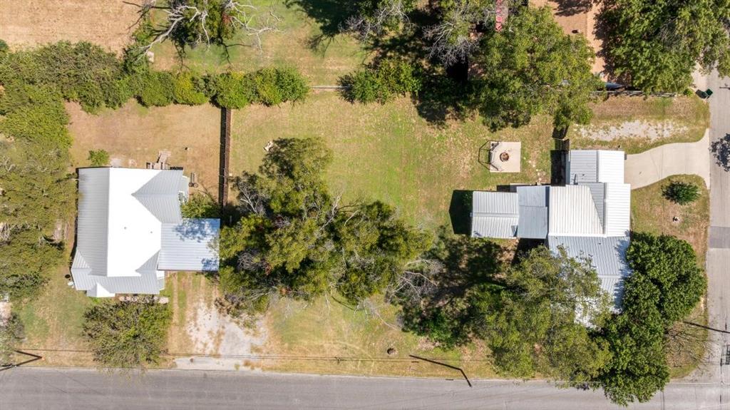 625 S Lillian Street