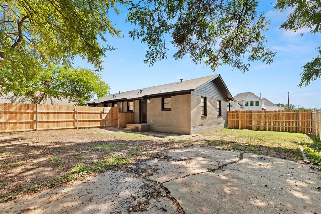 Browns 03 - Residential Lease