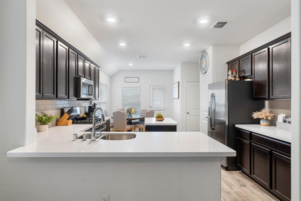 Hillstone Pointe Wes - Residential Lease