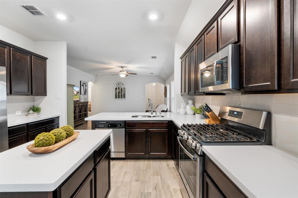 Hillstone Pointe Wes - Residential Lease