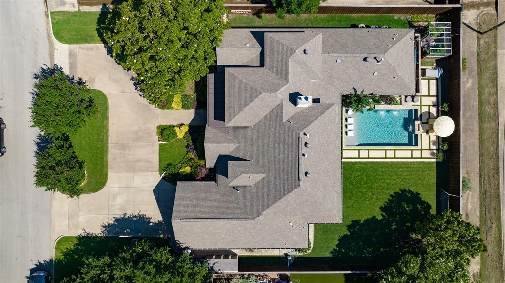 Royal Crest 06 - Residential