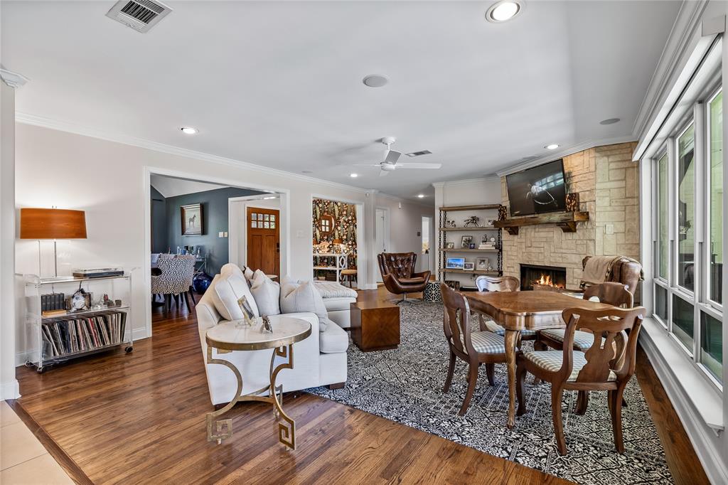 Royal Crest 06 - Residential