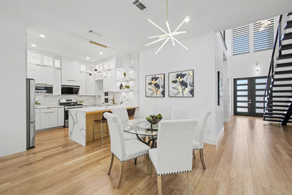 Roosevelt Manor 2nd Inst - Residential