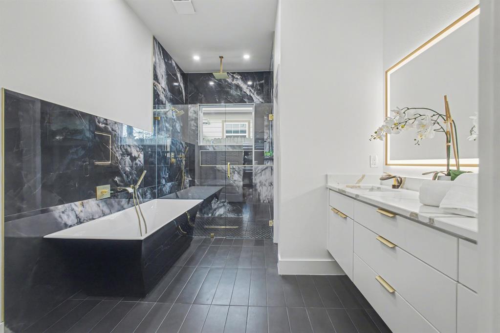 Roosevelt Manor 2nd Inst - Residential