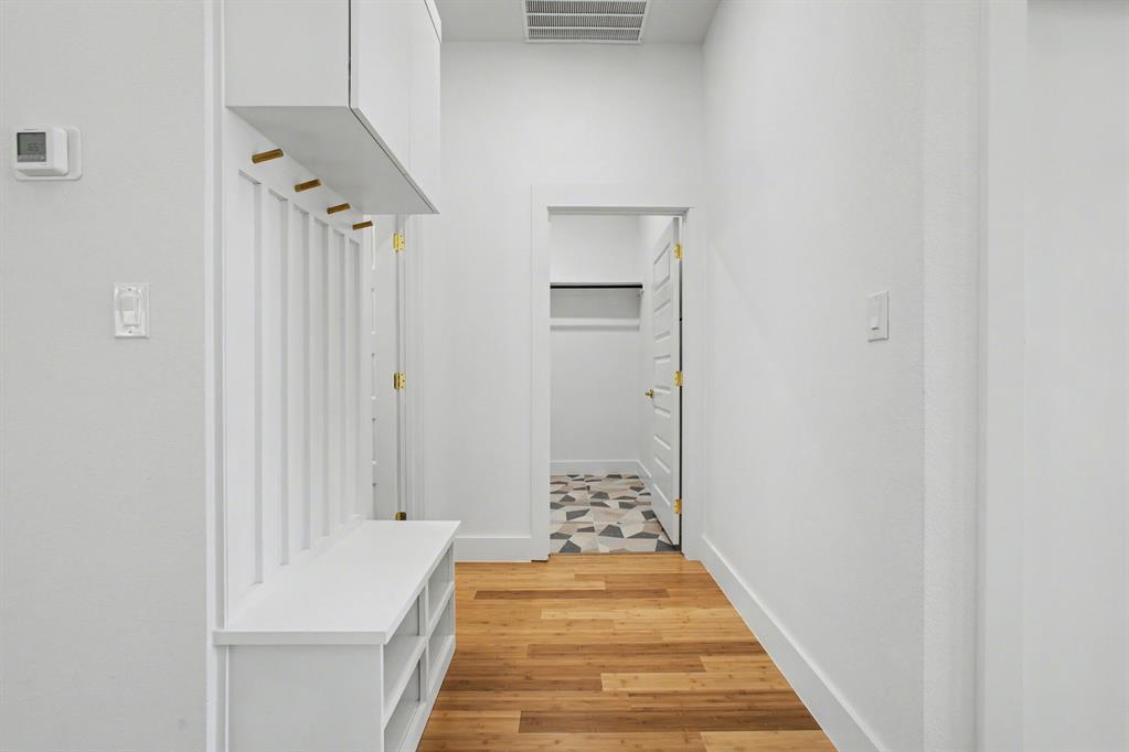 Roosevelt Manor 2nd Inst - Residential