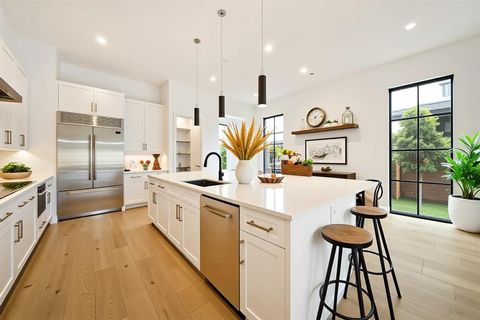 Tiny photo for 9713 Kerrisdale Ln, Dallas, TX 75230 (MLS # 20941908)