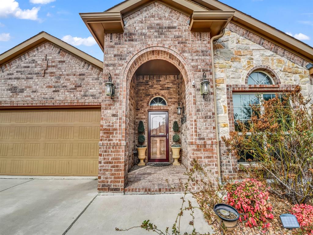1221 Scott Drive