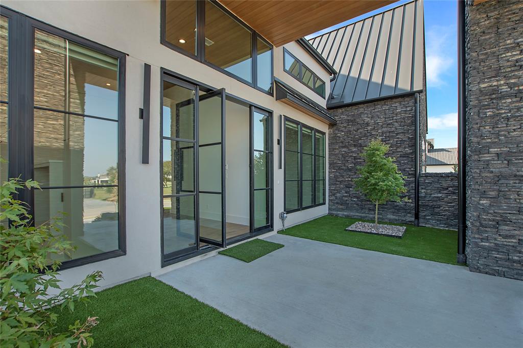 RIDGE LAKES PHASE 1 - Residential