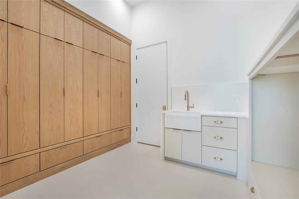 RIDGE LAKES PHASE 1 - Residential