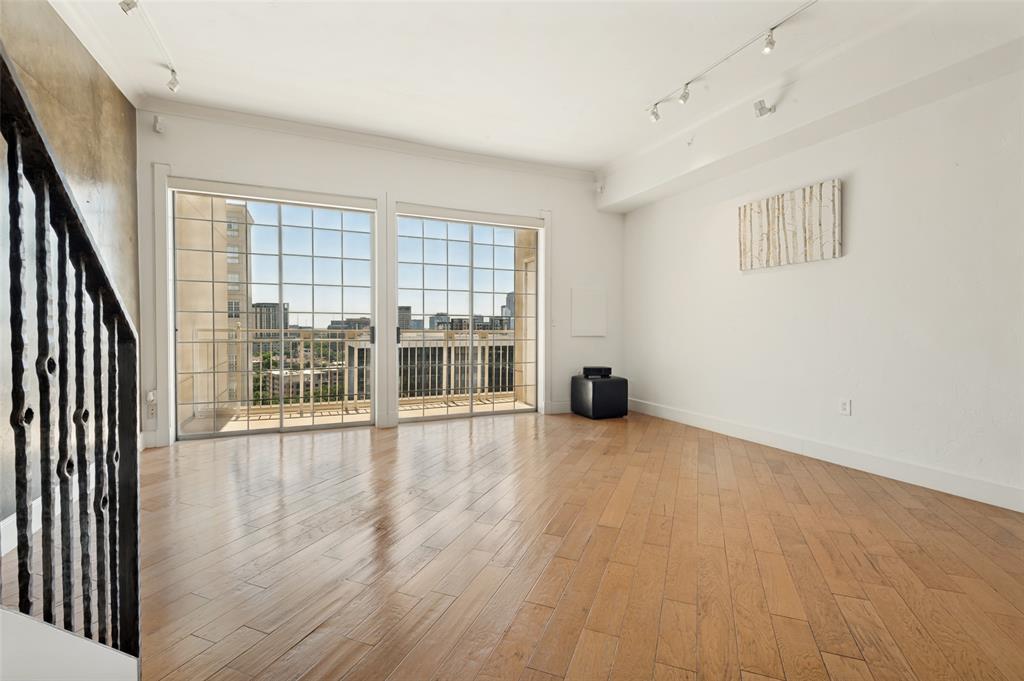 Renaissance On Turtle Creek Condo - Residential